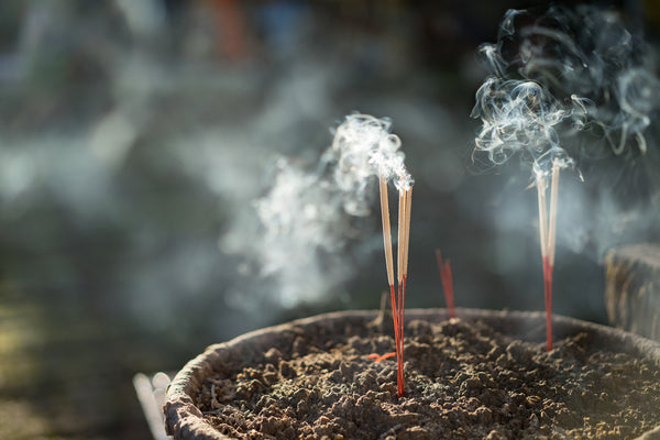 Nag Champa (Smells like Incense)